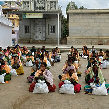 Over 900 Days of Sustained Annadaanam Seva to Myriad Communities